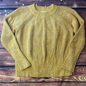 Universal Thread Mustard Crew Neck Sweater